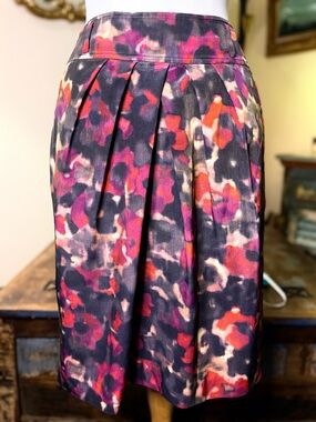 Jones New York Pleated Floral A-Line Skirt in Black, Pink & Red